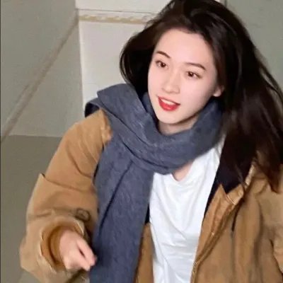 她嫁了个警察